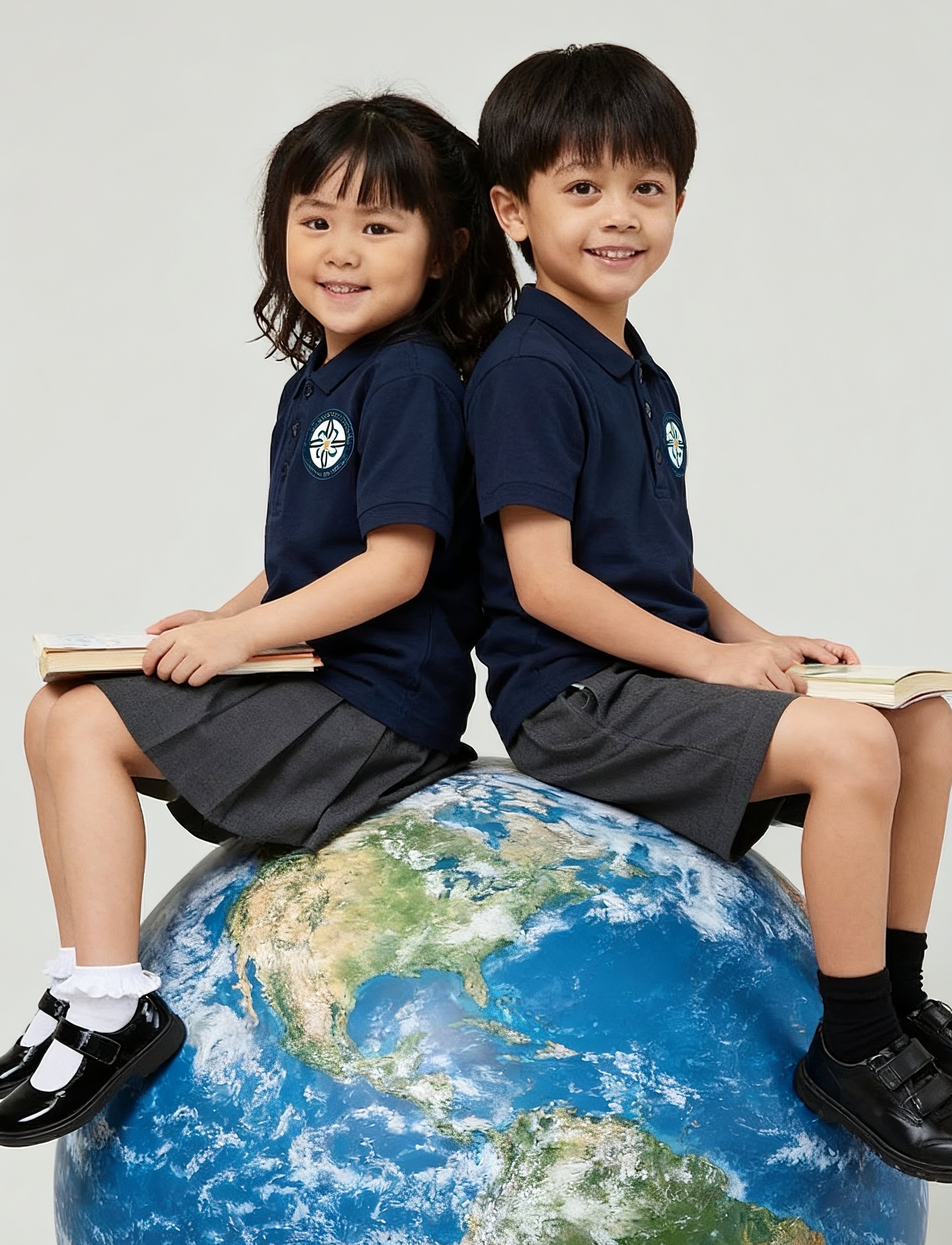 A world-class start that blends play, languages, and logic.
From early curiosity to coding mastery, we shape future-ready learners from day one.